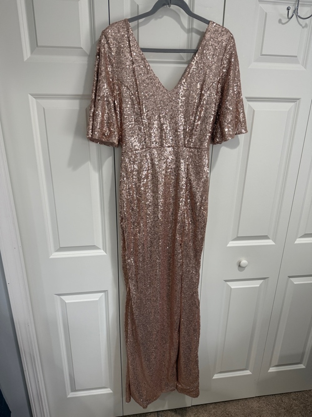 Rose Gold Sequin V-Neck Evening Dress